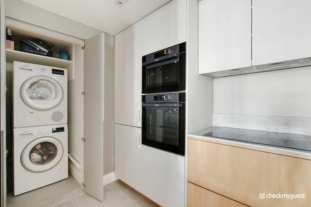 Wonderful 3bedr Saint Honore Apartment *